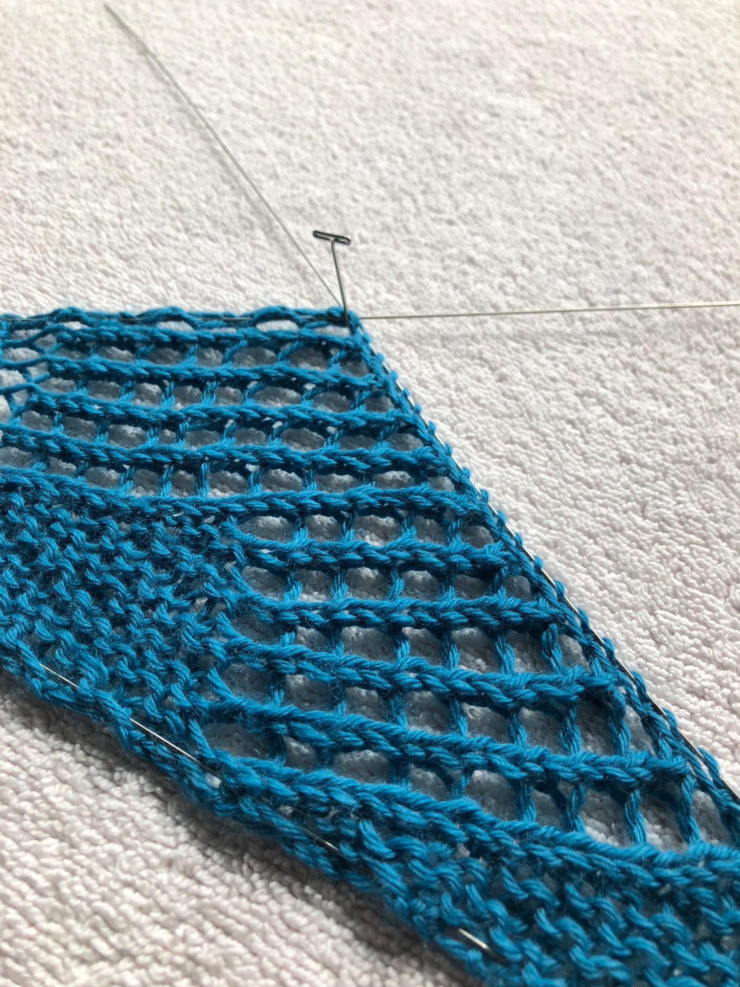 Video How to use Blocking Wires Strickmich! by Martina Behm